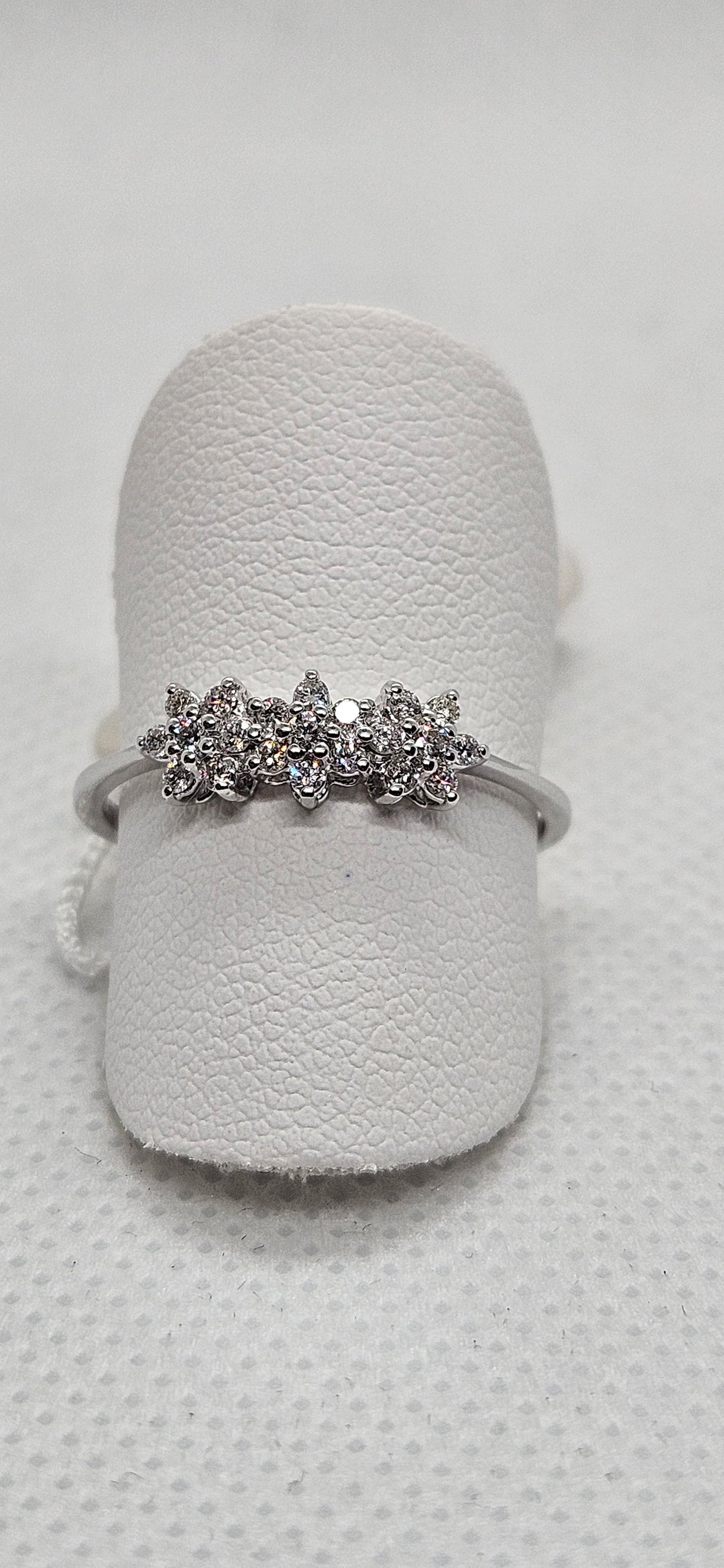 Anello Donna Trilogy Fiori Oro e Diamanti Davite&Delucchi AA032494
